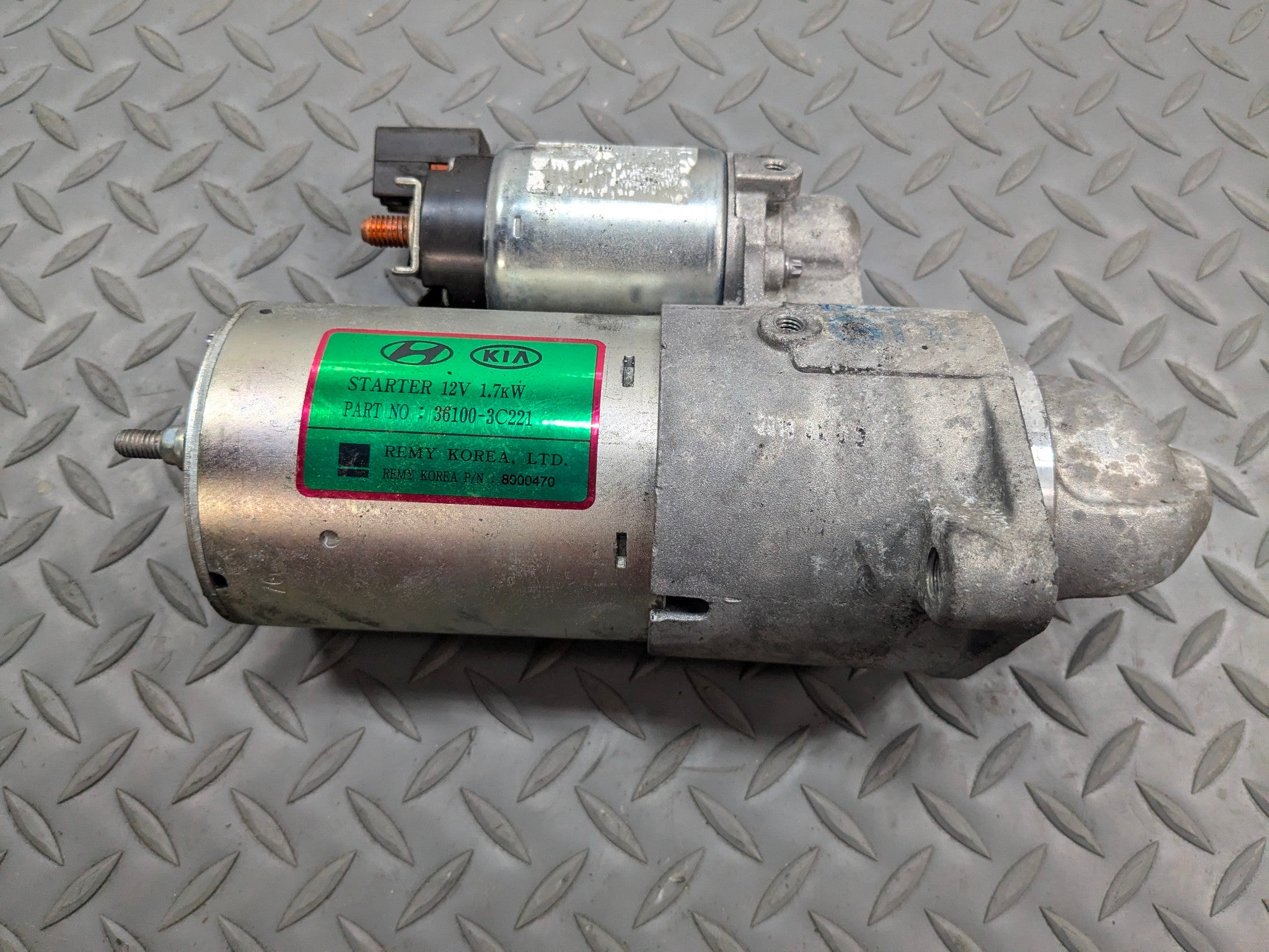 2013 - 2016 HYUNDAI SANTA FE OEM ENGINE STARTER MOTOR ASSEMBLY