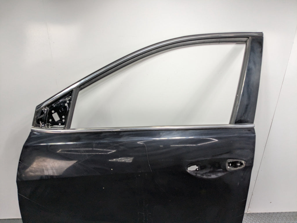 2013 - 2016 HYUNDAI SANTA FE OEM DOOR SHELL PANEL BLACK FRONT LEFT DRIVER SIDE