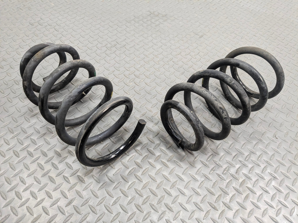 2013 - 2016 HYUNDAI SANTA FE OEM SUSPENSION COIL SPRING SET REAR LEFT AND RIGHT