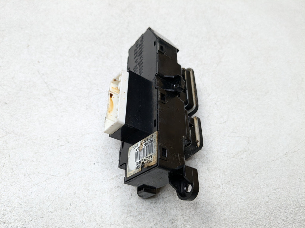 2013 - 2016 HYUNDAI SANTA FE OEM SEAT HEAT HEATED SWITCH FRONT LEFT DRIVER SIDE