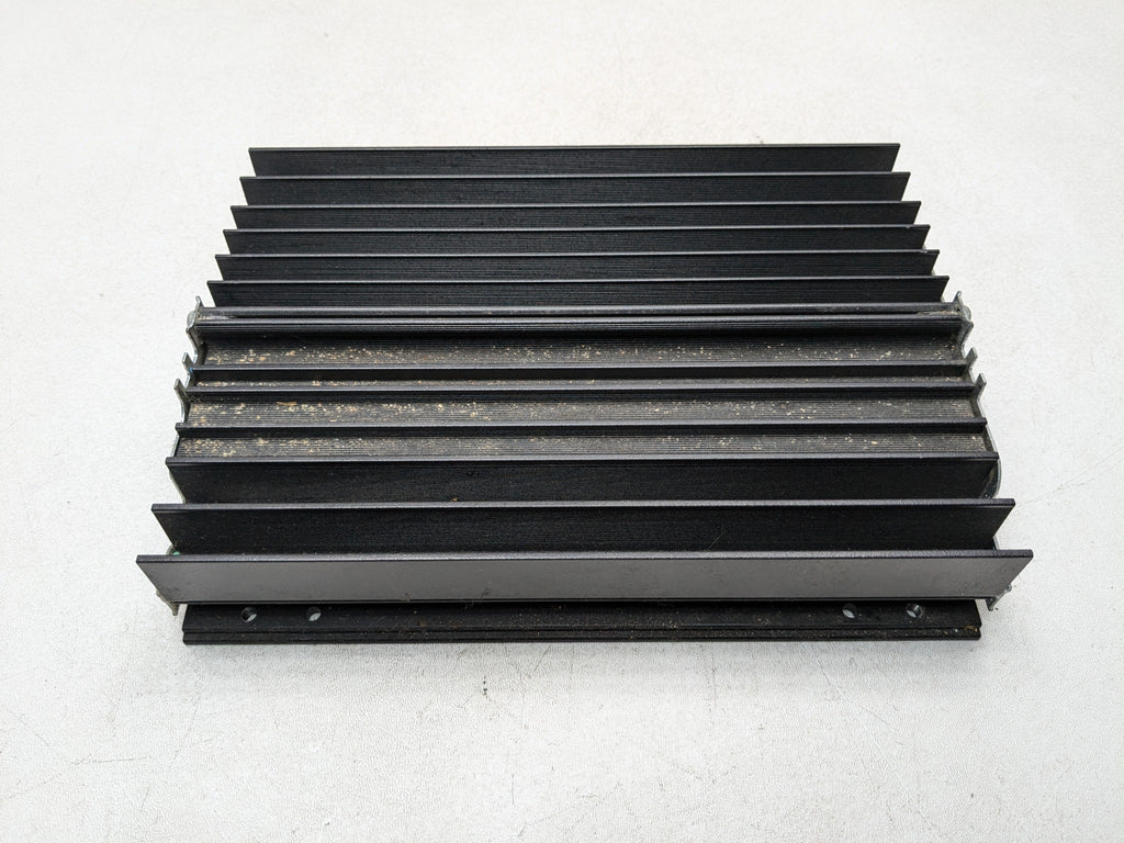 13 - 16 HYUNDAI SANTA FE OEM RADIO STEREO AMPLIFIER AUDIO AND VISUAL EQUIPMENT