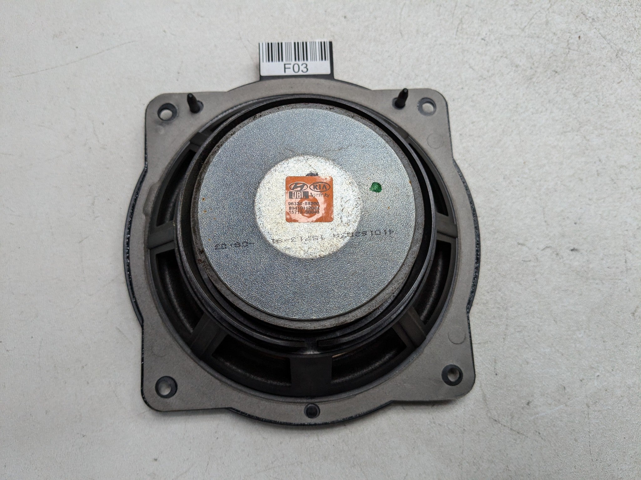 2013 - 2016 HYUNDAI SANTA FE OEM FRONT AND REAR AUDIO SOUND SYSTEM SPEAKER SET