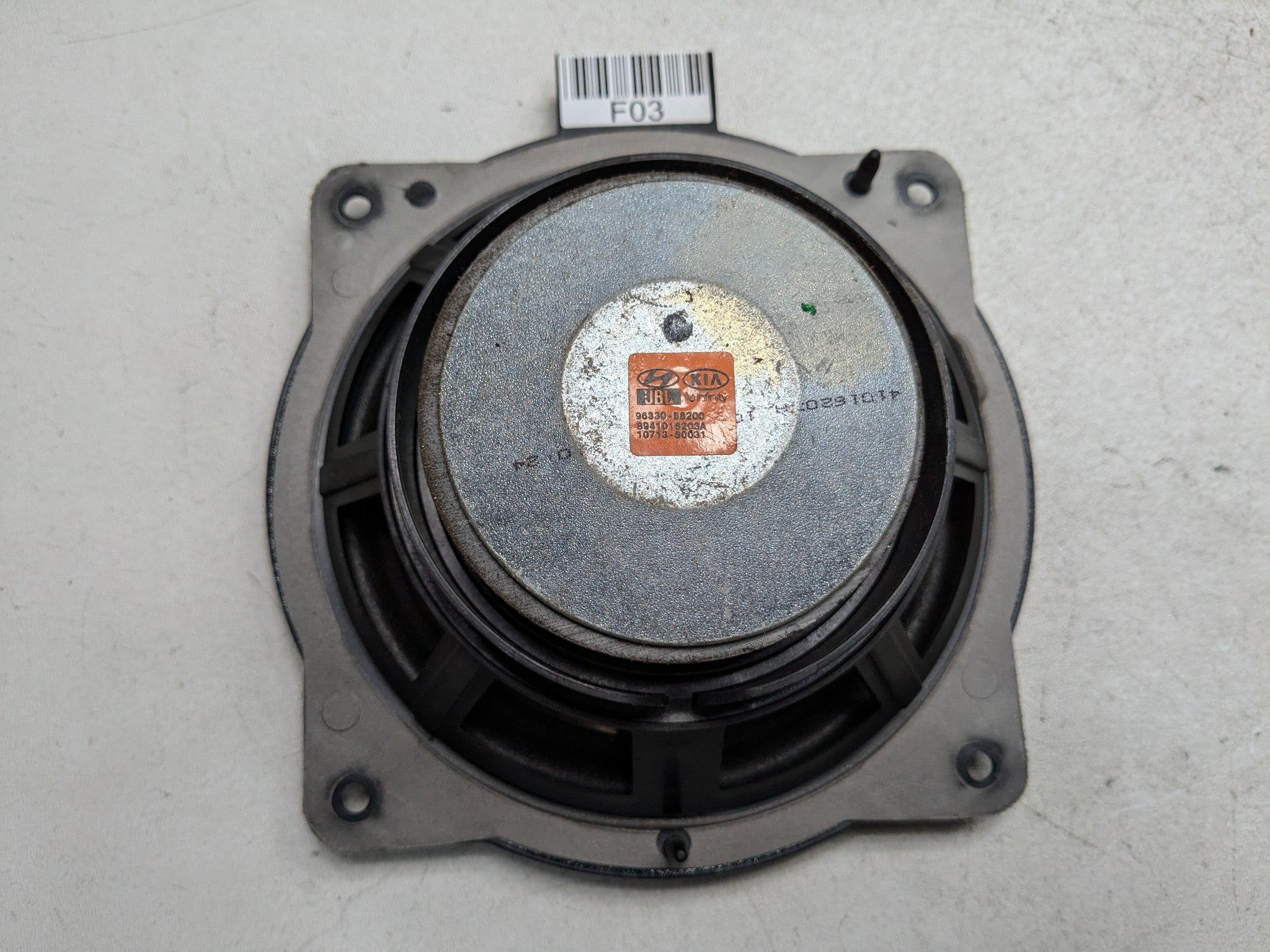 2013 - 2016 HYUNDAI SANTA FE OEM FRONT AND REAR AUDIO SOUND SYSTEM SPEAKER SET