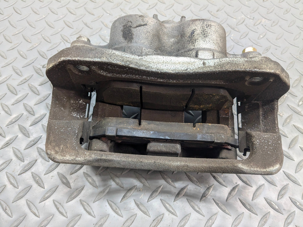 2013 - 2016 HYUNDAI SANTA FE OEM BRAKE CALIPER ASSEMBLY FRONT LEFT DRIVER SIDE
