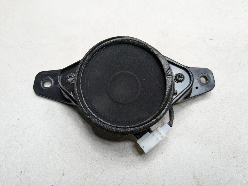 2013 - 2016 HYUNDAI SANTA FE OEM FRONT AND REAR AUDIO SOUND SYSTEM SPEAKER SET