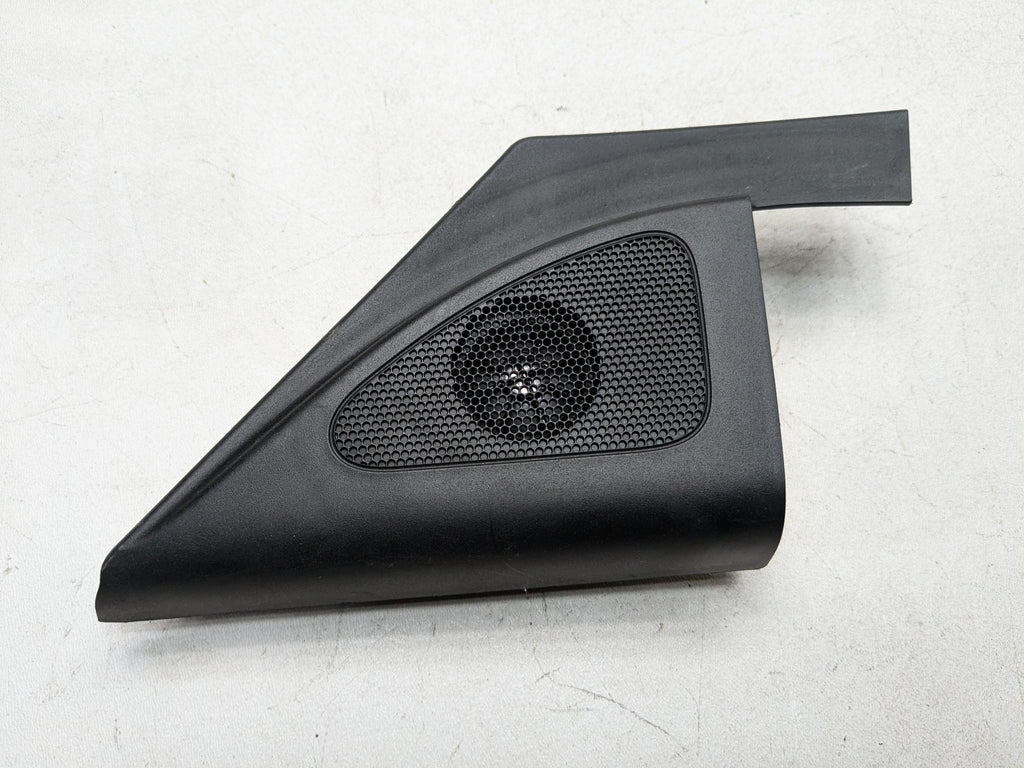 2013 - 2016 HYUNDAI SANTA FE OEM FRONT AND REAR AUDIO SOUND SYSTEM SPEAKER SET
