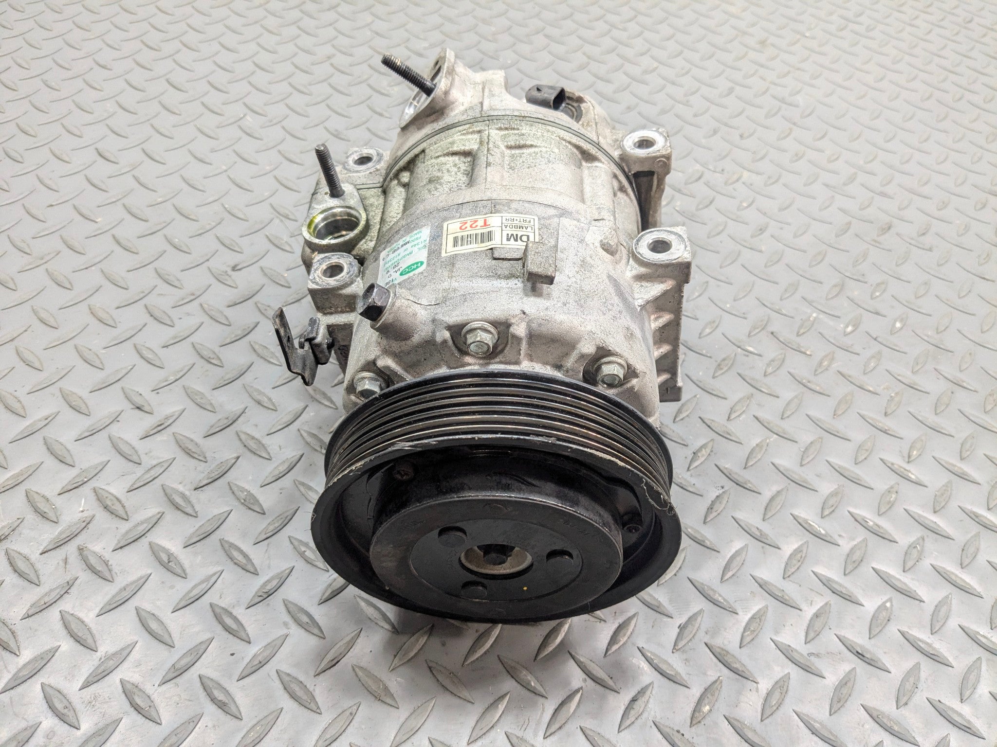 2013 - 2016 HYUNDAI SANTA FE OEM AIR CONDITIONING AC COMPRESSOR PUMP LWB 3.3L