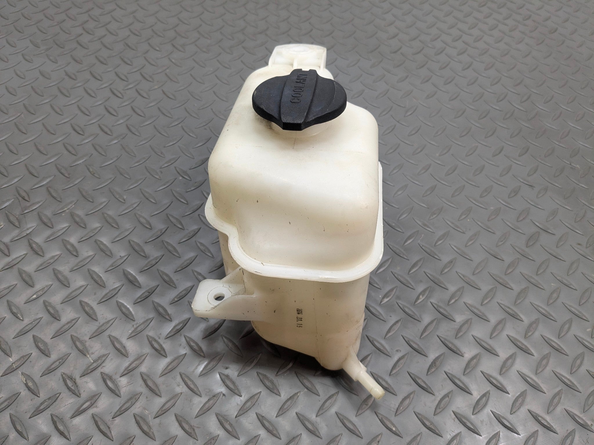 13 - 16 HYUNDAI SANTA FE OEM COOLANT RECOVERY BOTTLE EXPANSION RESERVOIR TANK