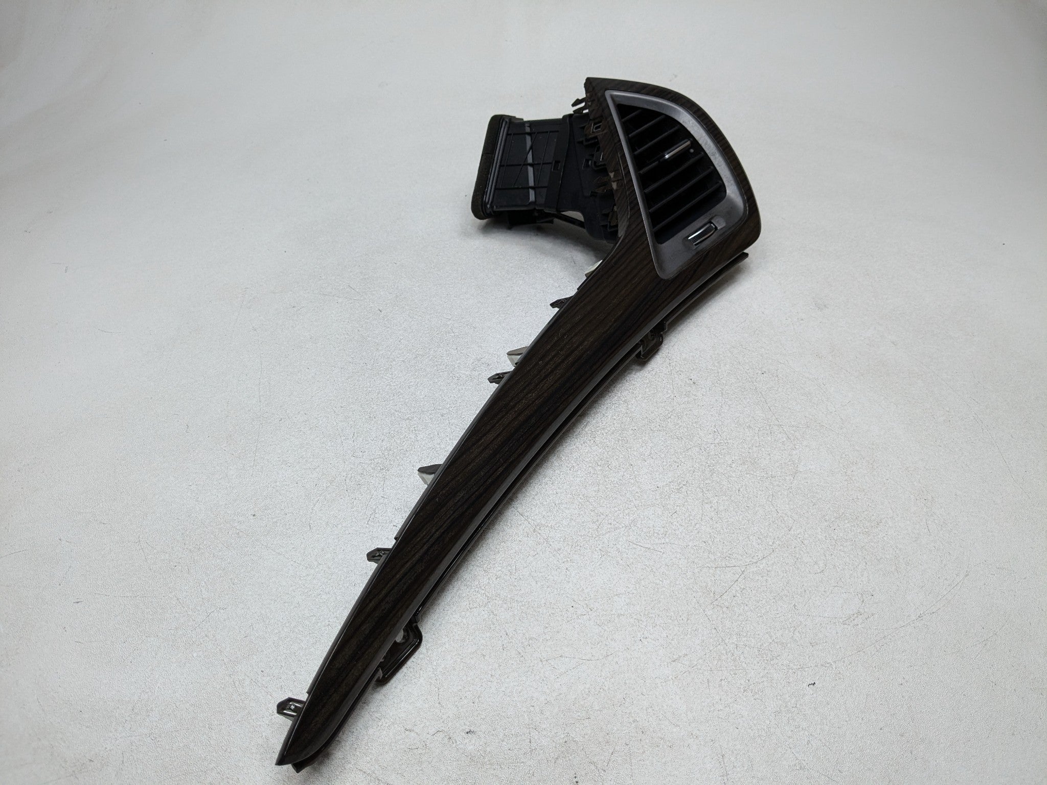 2013 - 2016 HYUNDAI SANTA FE OEM DASH AC HEATER VENTS FRONT RIGHT PASSENGER SIDE