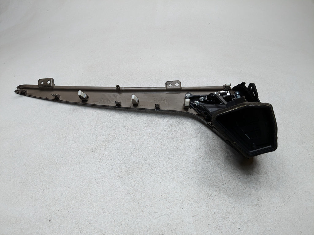 2013 - 2016 HYUNDAI SANTA FE OEM DASH AC HEATER VENTS FRONT RIGHT PASSENGER SIDE