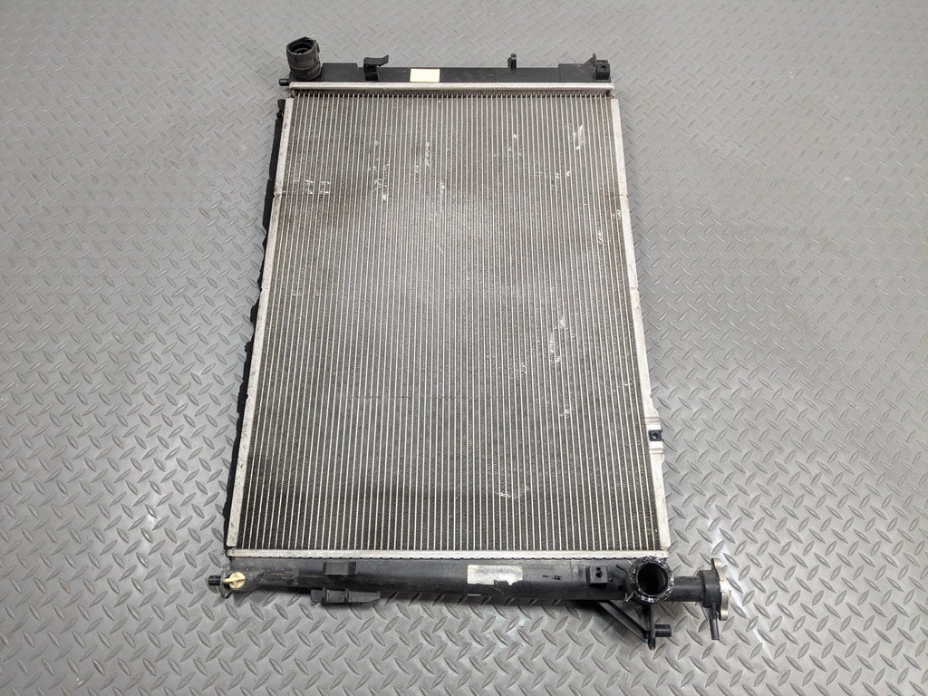 2013 - 2016 HYUNDAI SANTA FE OEM ENGINE MOTOR COOLING RADIATOR ASSEMBLY LWB 3.3L