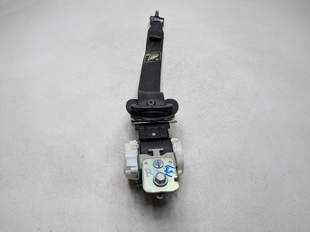 13 - 16 HYUNDAI SANTA FE OEM 3RD ROW SEAT BELT RETRACTOR REAR LEFT DRIVER SIDE