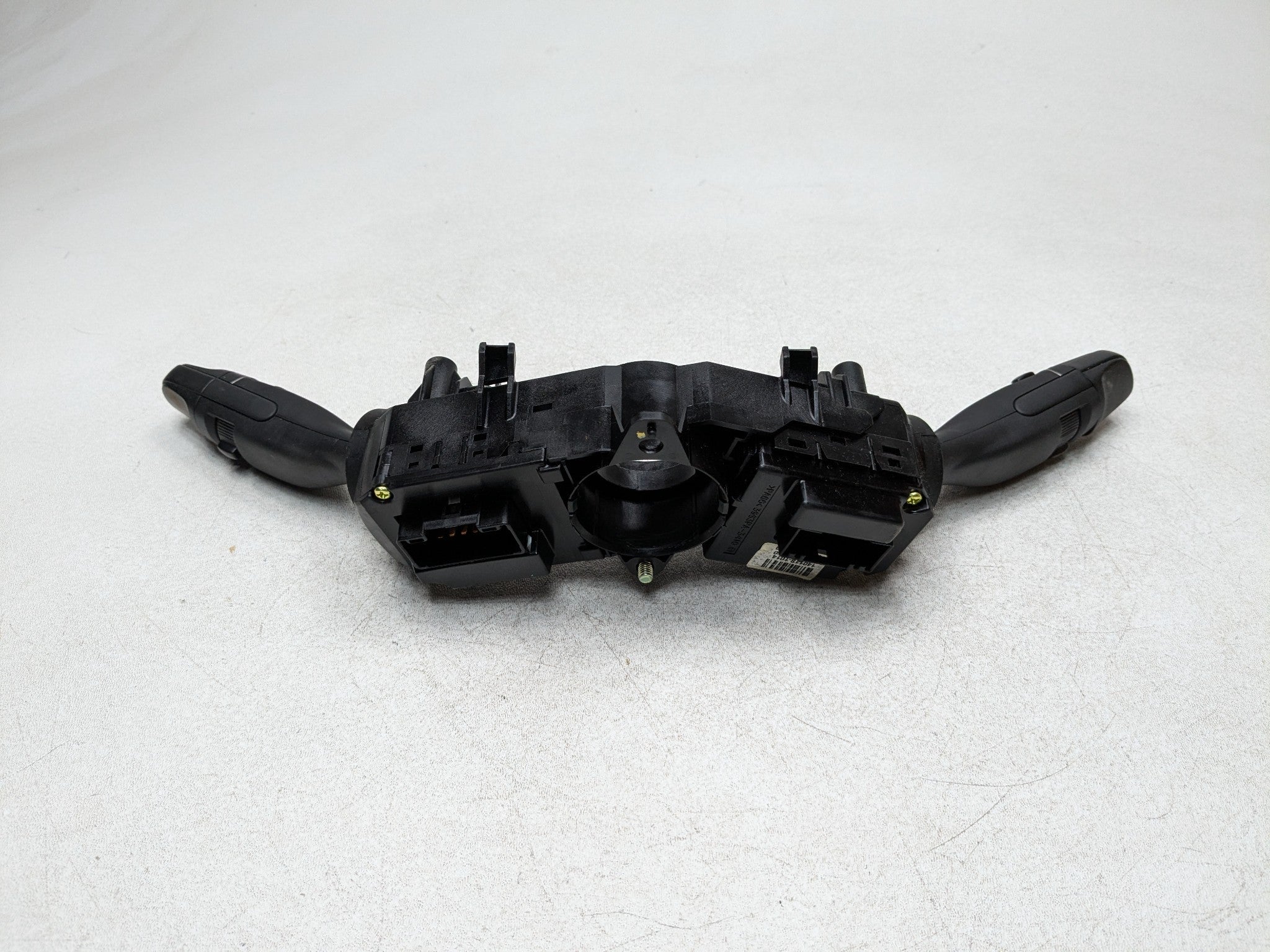 2013 - 2016 HYUNDAI SANTA FE OEM TURN SIGNAL WIPER CONTROL SWITCH ASSEMBLY