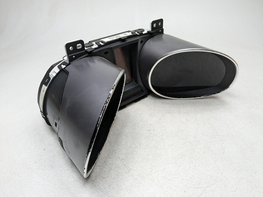 2013 - 2016 HYUNDAI SANTA FE OEM INSTRUMENT CLUSTER GAUGE SPEEDOMETER ASSEMBLY