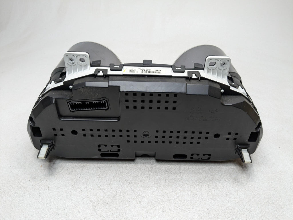 2013 - 2016 HYUNDAI SANTA FE OEM INSTRUMENT CLUSTER GAUGE SPEEDOMETER ASSEMBLY