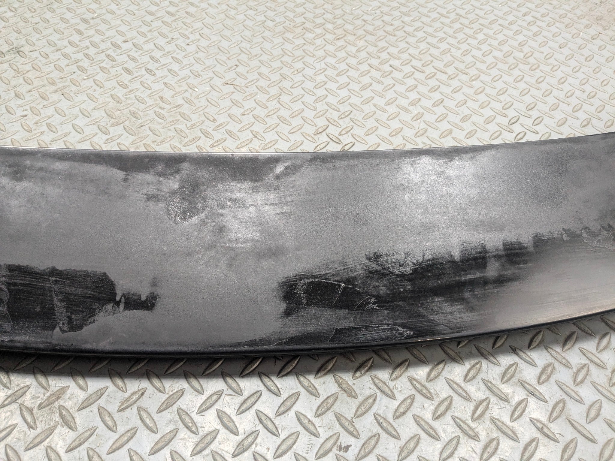 2013 - 2016 HYUNDAI SANTA FE OEM SPOILER WING WITH THIRD BRAKE LIGHT REAR TRUNK