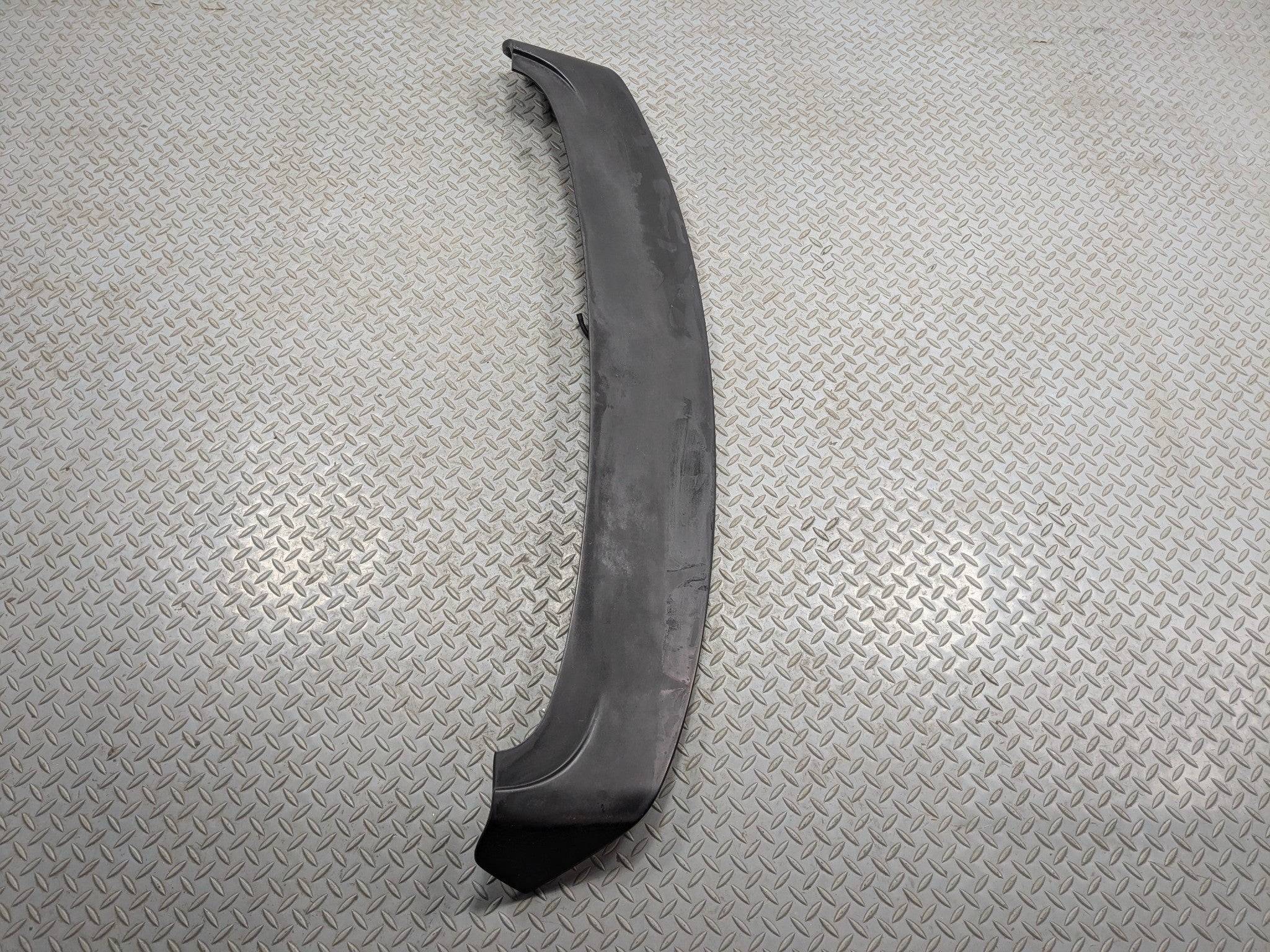 2013 - 2016 HYUNDAI SANTA FE OEM SPOILER WING WITH THIRD BRAKE LIGHT REAR TRUNK