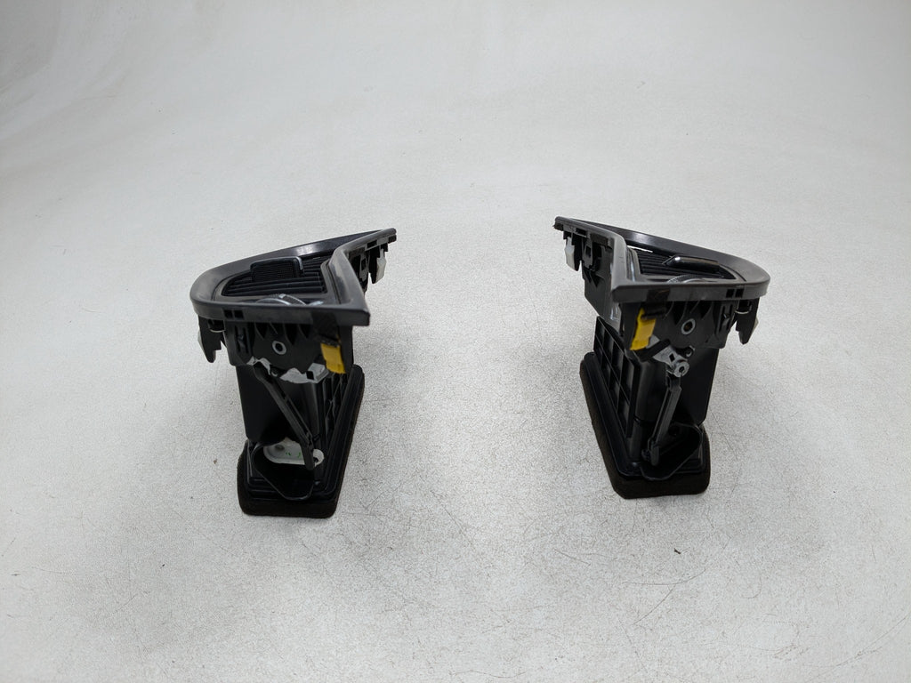 13-16 HYUNDAI SANTA FE OEM DASH AC HEATER VENTS FRONT CENTER LEFT AND RIGHT SIDE
