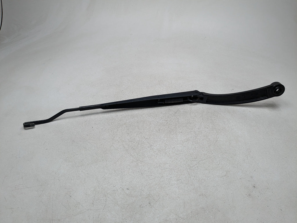 13 - 16 HYUNDAI SANTA FE OEM WIPER ARM WINDSHIELD WASHER FRONT LEFT DRIVER SIDE