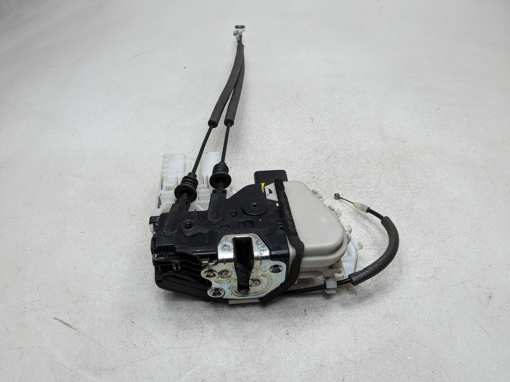 13 - 16 HYUNDAI SANTA FE OEM DOOR LOCK LATCH ACTUATOR FRONT RIGHT PASSENGER SIDE
