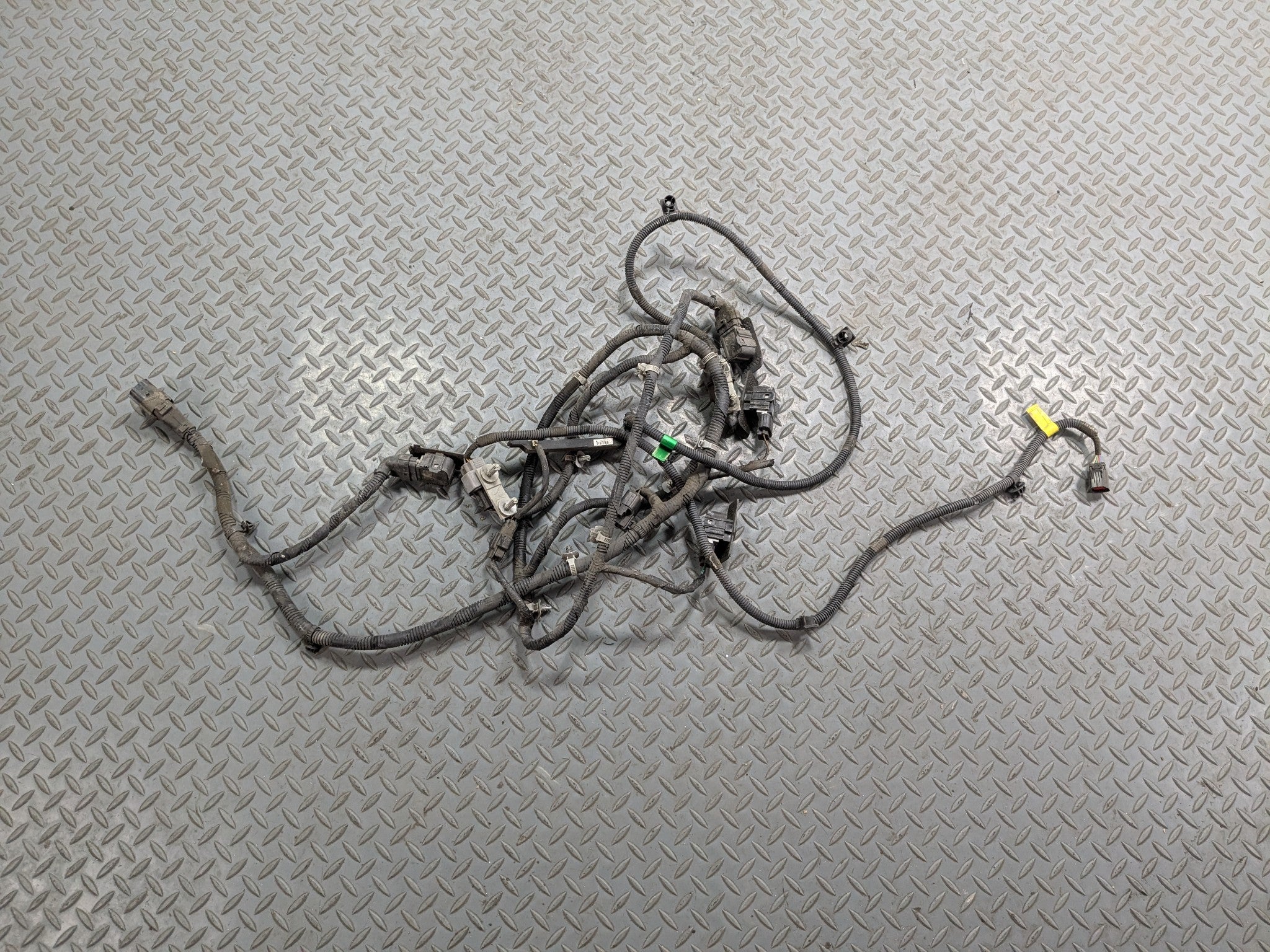 2013 - 2016 HYUNDAI SANTA FE OEM REAR BUMPER PARK ASSIST SENSOR WIRE HARNESS