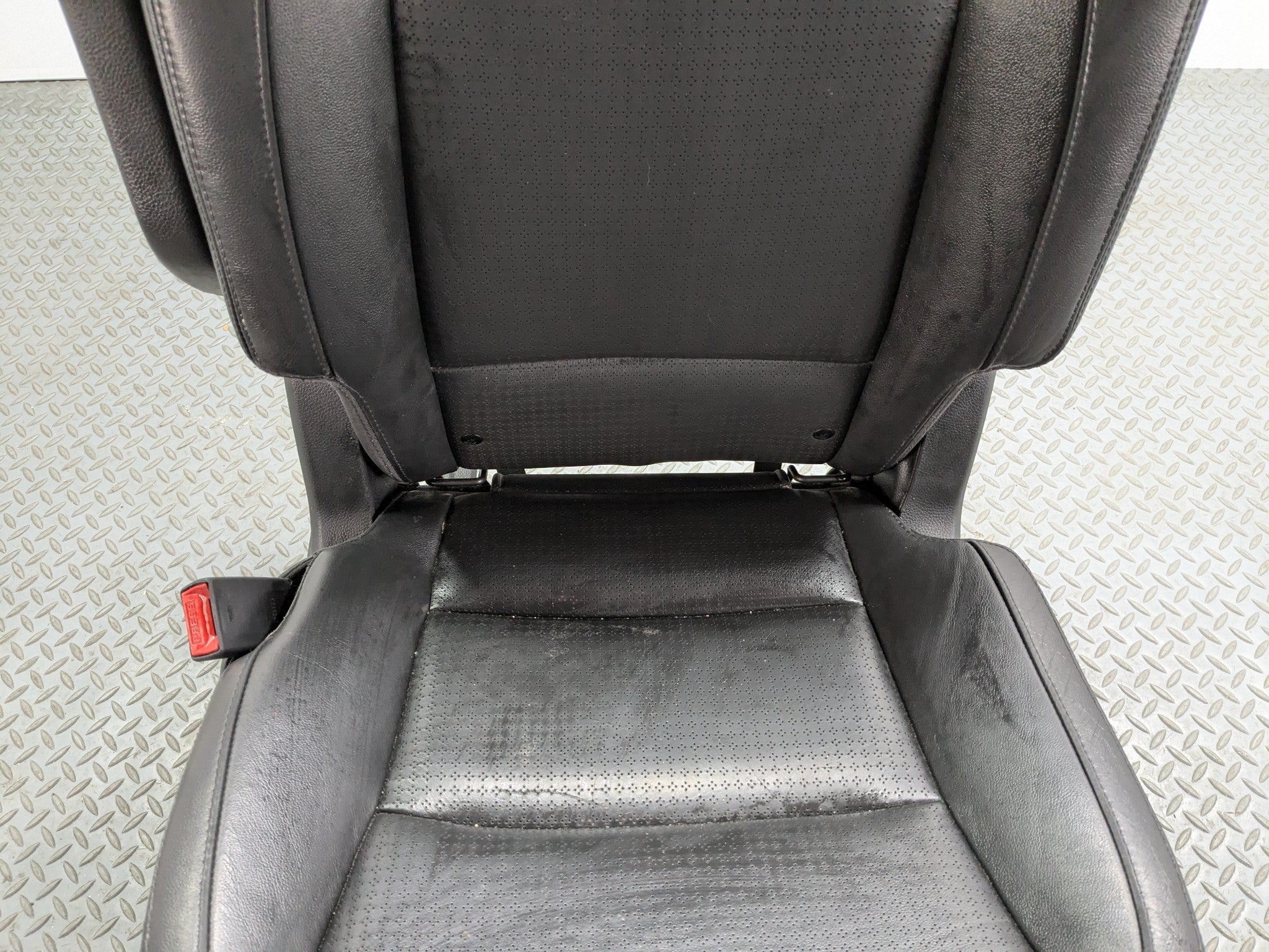2013 - 2016 HYUNDAI SANTA FE OEM SEAT ASSEMBLY BLACK LEATHER FRONT LEFT DRIVER