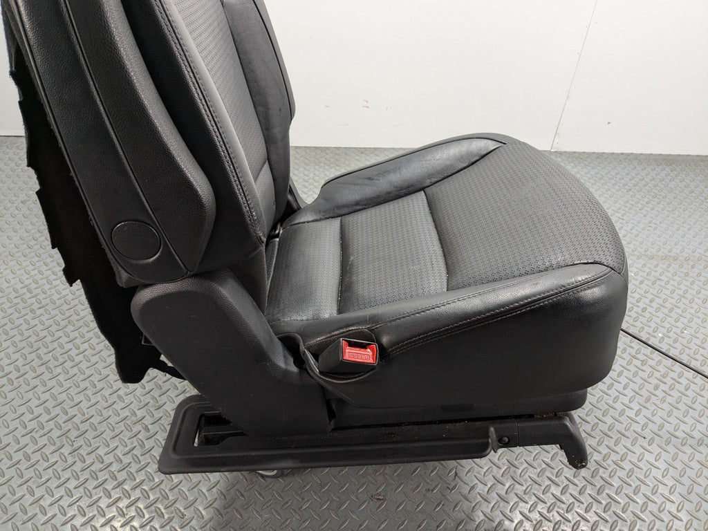 2013 - 2016 HYUNDAI SANTA FE OEM SEAT ASSEMBLY BLACK LEATHER FRONT LEFT DRIVER