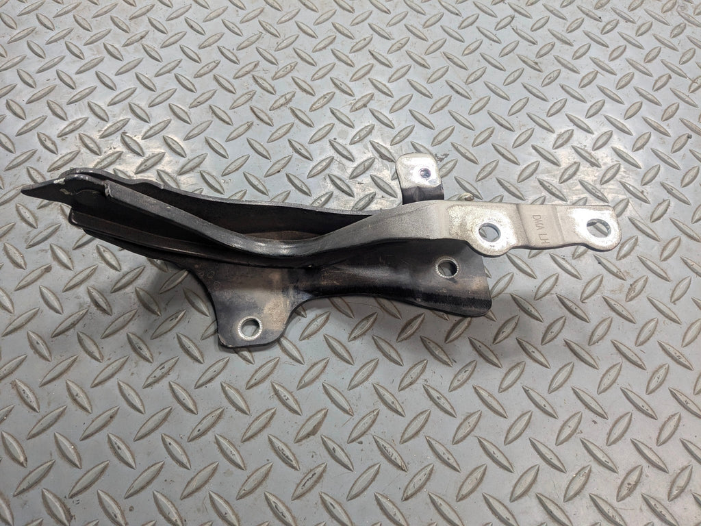 13 - 16 HYUNDAI SANTA FE OEM HOOD BONNET HINGE SUPPORT FRONT LEFT DRIVER SIDE