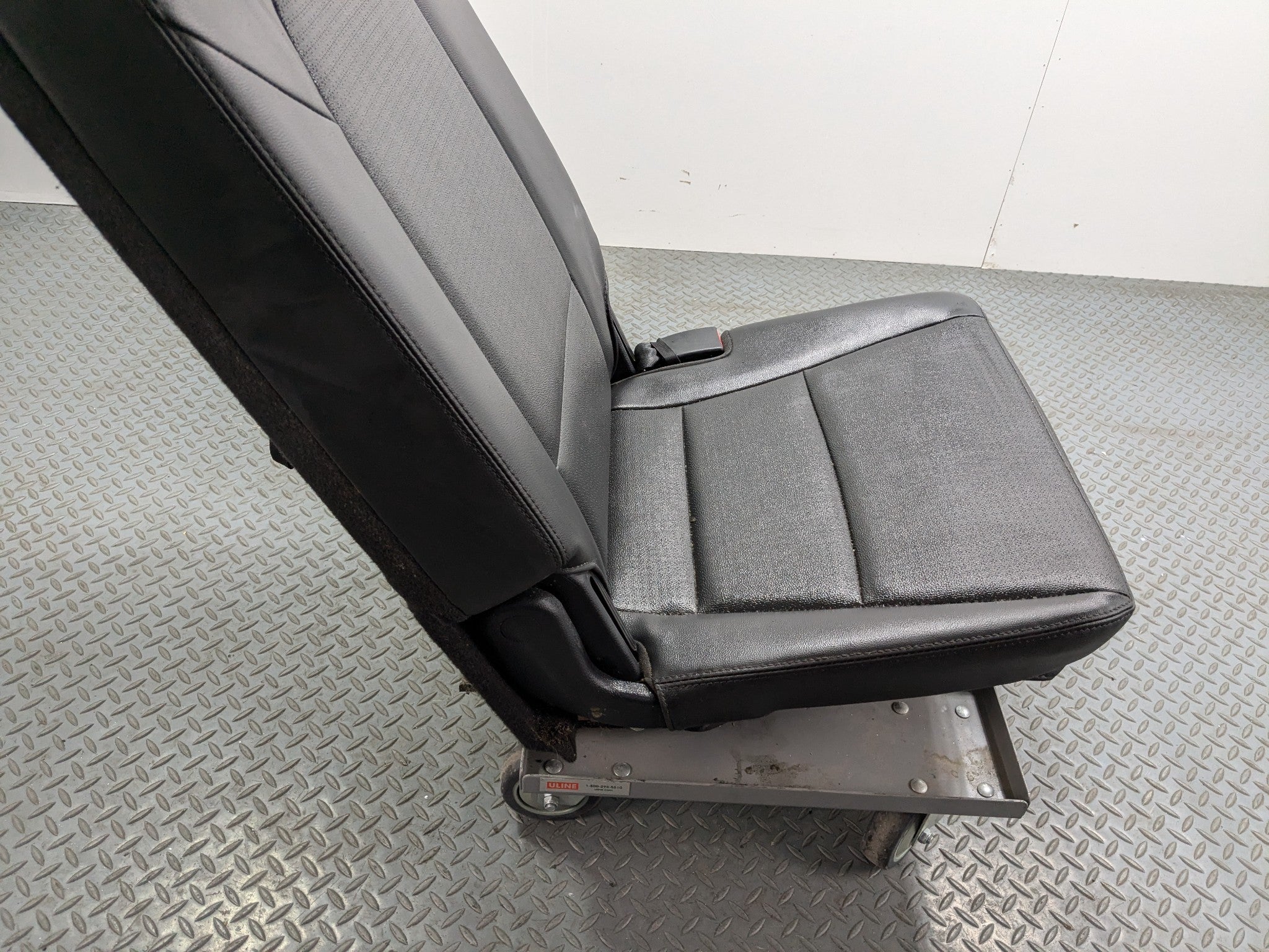 13 - 16 HYUNDAI SANTA FE OEM REAR RIGHT SIDE 3RD ROW SEAT ASSEMBLY BLACK LEATHER