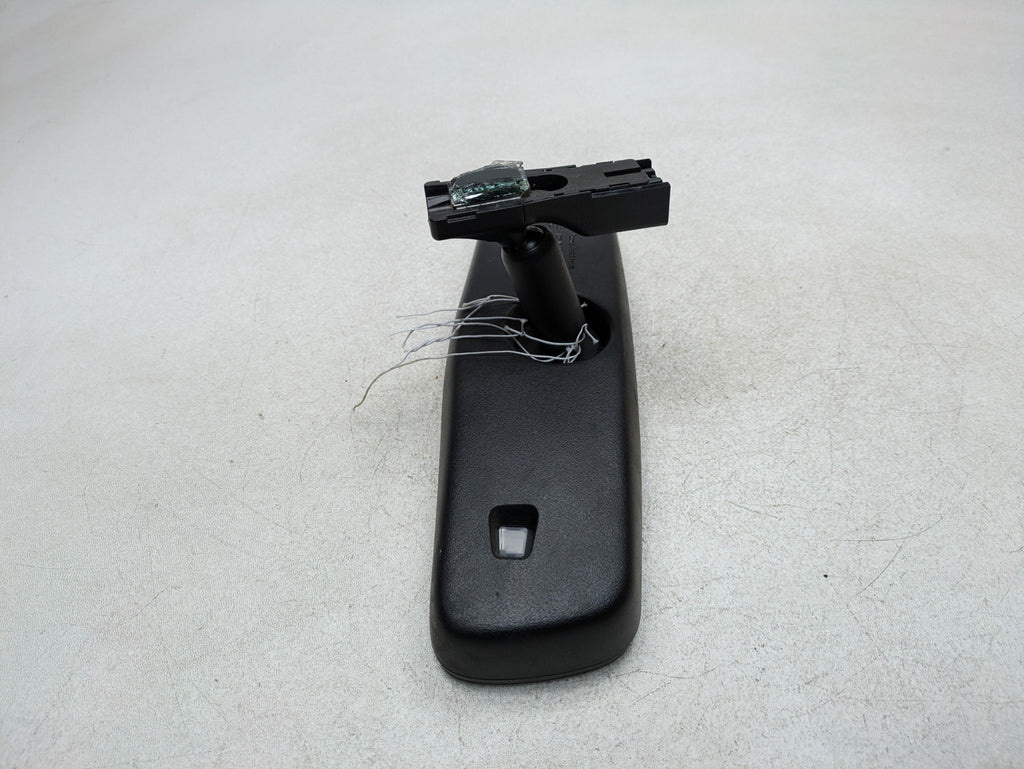 13 - 16 HYUNDAI SANTA FE OEM INTERIOR REAR VIEW MIRROR UPPER WITH AUTO DIMMING