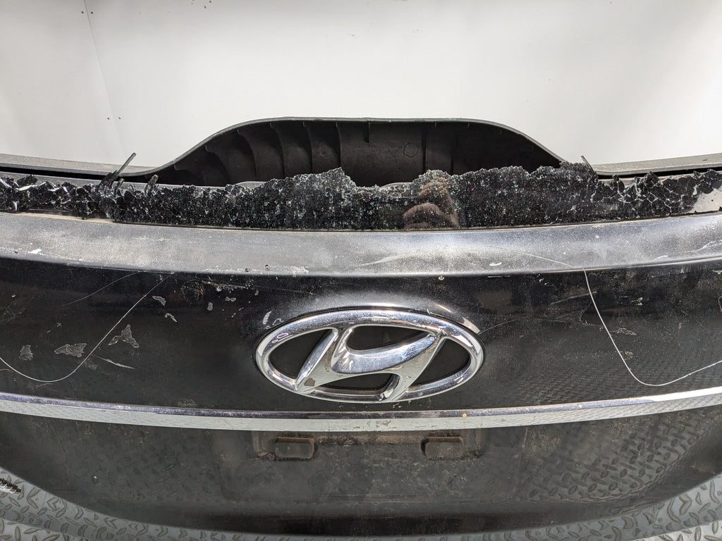 2013 - 2016 HYUNDAI SANTA FE OEM REAR TAILGATE LIFTGATE HATCH SHELL PANEL BLACK