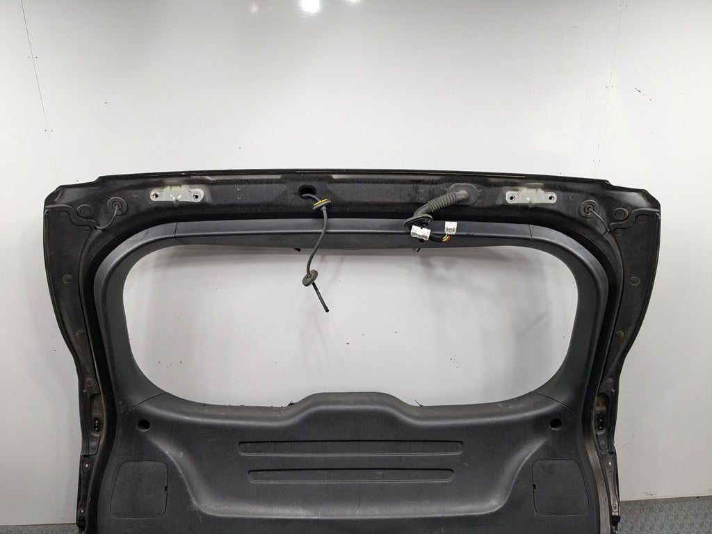2013 - 2016 HYUNDAI SANTA FE OEM REAR TAILGATE LIFTGATE HATCH SHELL PANEL BLACK