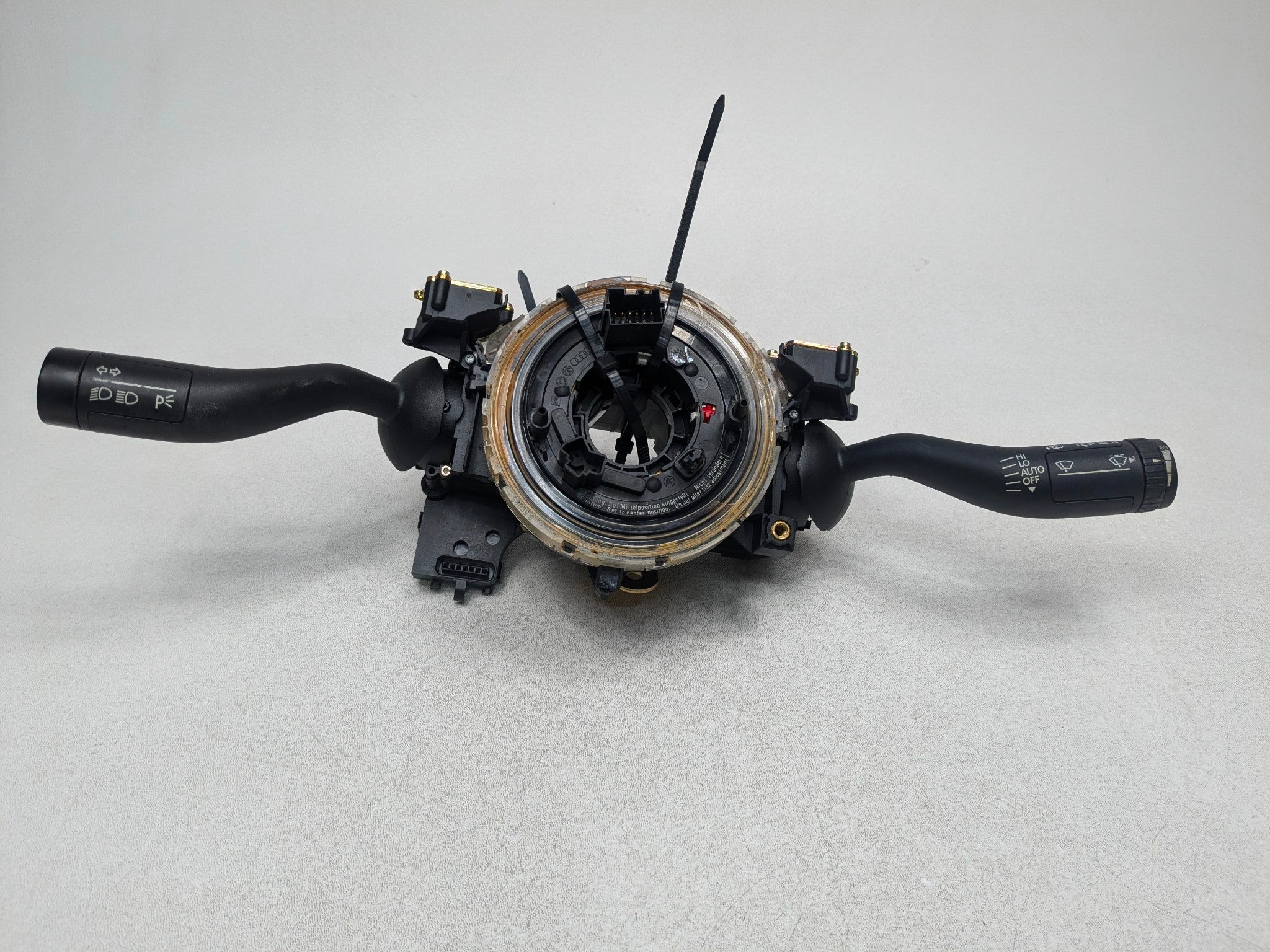 04 - 10 VOLKSWAGEN TOUAREG OEM CLOCKSPRING TURN SIGNAL WIPER COMBINATION SWITCH