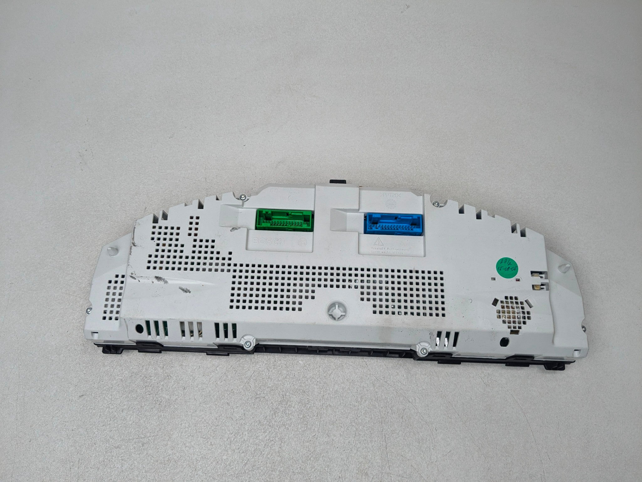 04 - 10 VOLKSWAGEN TOUAREG OEM SPEEDOMETER DASH PANEL INSTRUMENT CLUSTER GAUGES