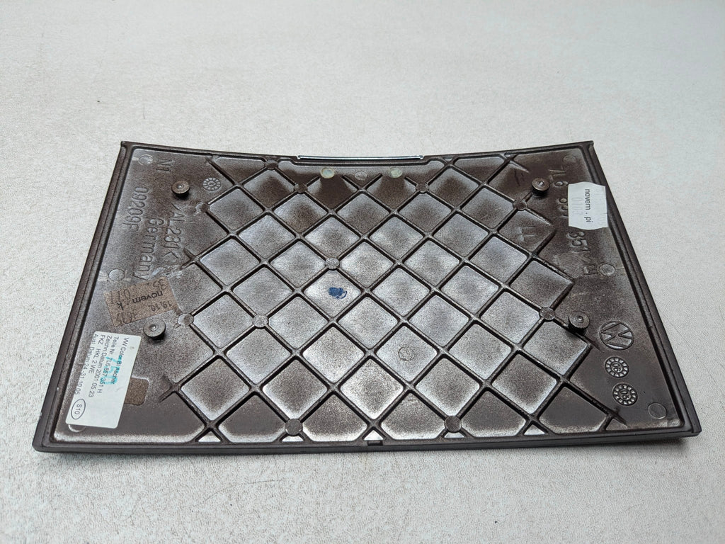 04 - 10 VOLKSWAGEN TOUAREG OEM CENTER CONSOLE ASHTRAY STORAGE COVER TRIM PANEL