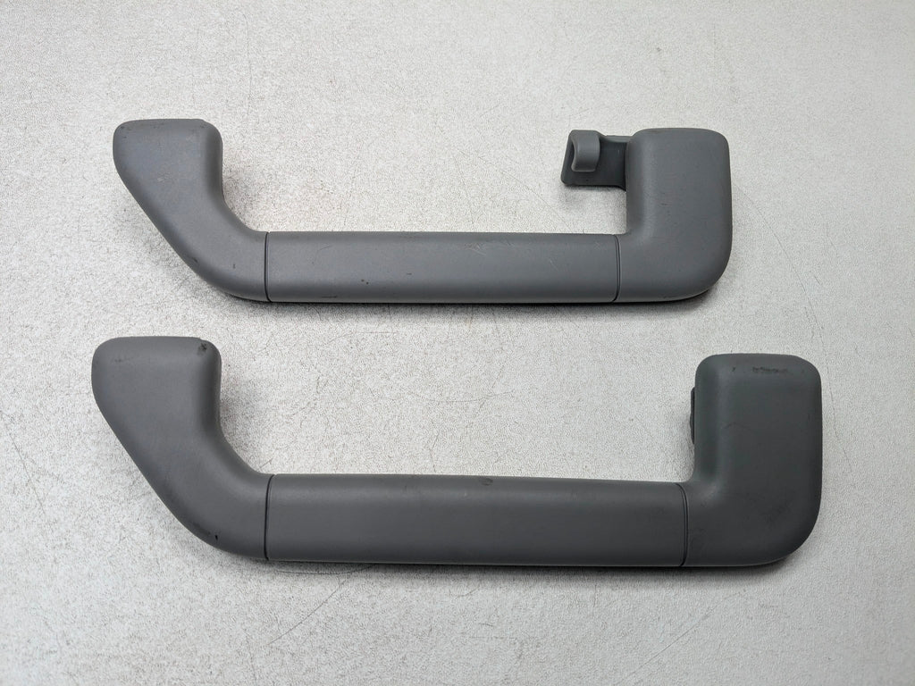 04-10 VOLKSWAGEN TOUAREG OEM GRAB BAR HANDLE INTERIOR UPPER ROOF FRONT AND REAR