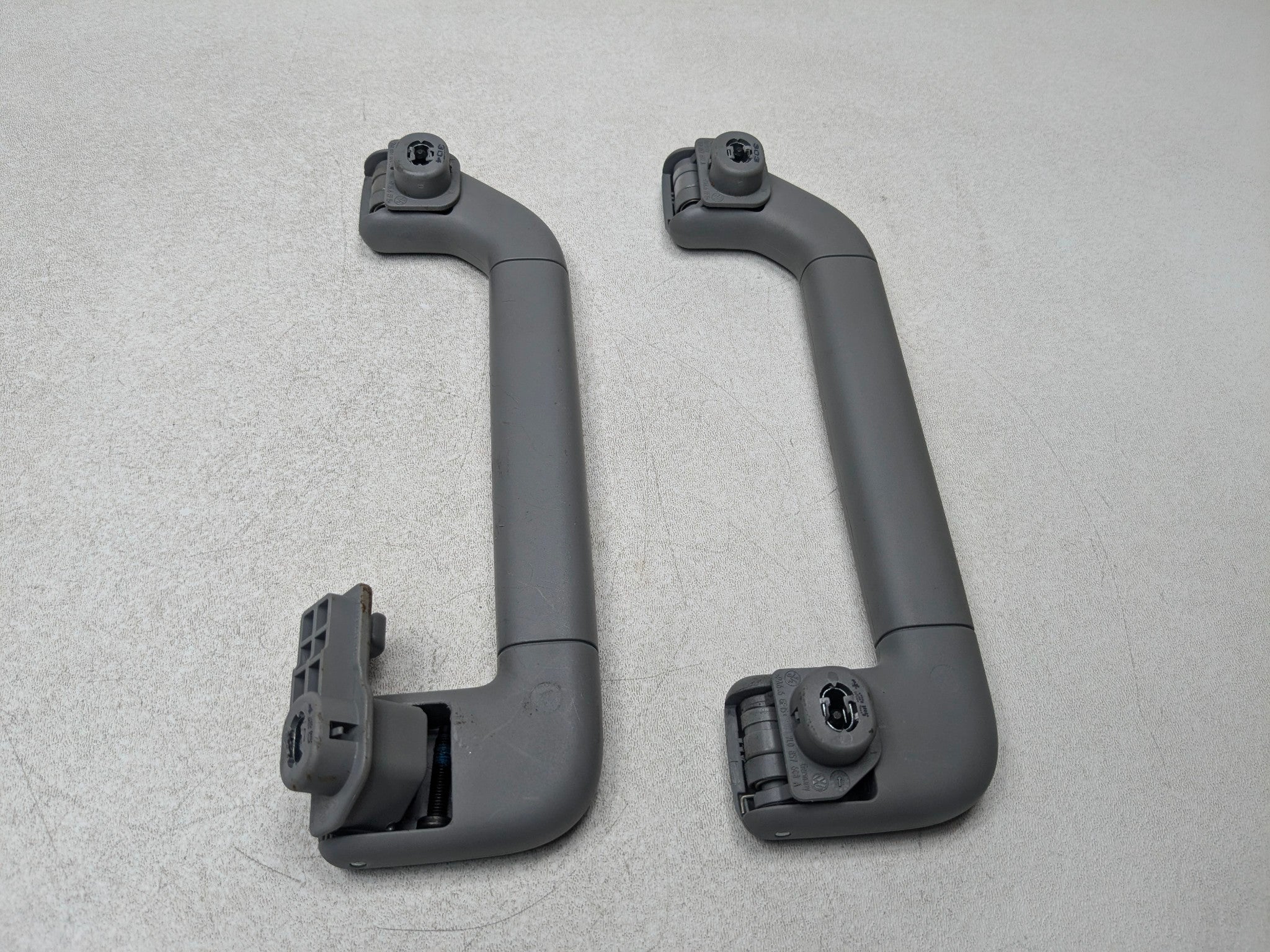 04-10 VOLKSWAGEN TOUAREG OEM GRAB BAR HANDLE INTERIOR UPPER ROOF FRONT AND REAR