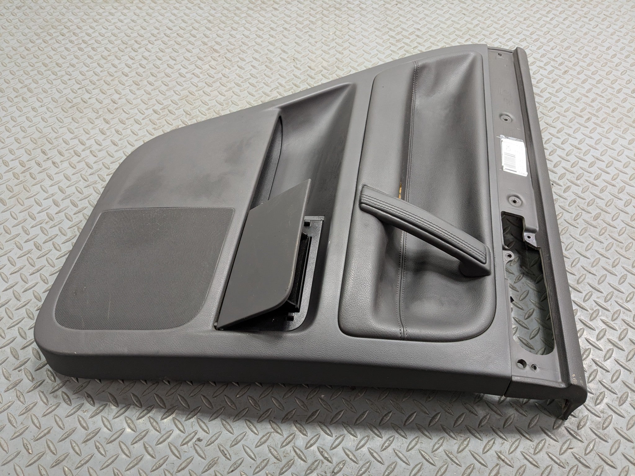 04 - 10 VOLKSWAGEN TOUAREG OEM INTERIOR DOOR TRIM PANEL REAR LEFT DRIVER SIDE