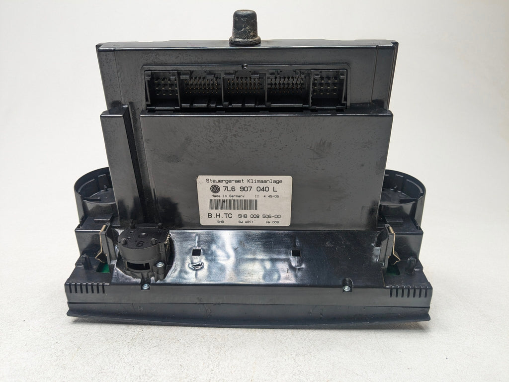 04 - 10 VOLKSWAGEN TOUAREG OEM AC HEATER TEMPERATURE CONTROL SWITCH PANEL FRONT