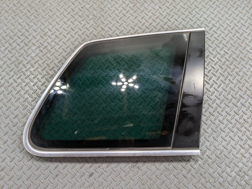 04 - 10 VOLKSWAGEN TOUAREG OEM QUARTER WINDOW GLASS REAR RIGHT PASSENGER SIDE