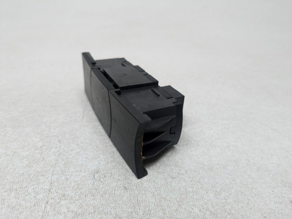 04 - 10 VOLKSWAGEN TOUAREG OEM ESP ELECTRONIC STABILITY PROGRAM CONTROL SWITCH
