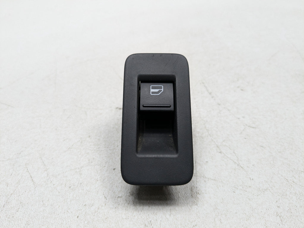 04 - 10 VOLKSWAGEN TOUAREG OEM DOOR WINDOW CONTROL SWITCH REAR LEFT DRIVER SIDE