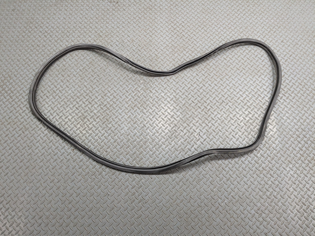 04-10 VOLKSWAGEN TOUAREG OEM DOOR SEAL WEATHER STRIPPING RUBBER REAR RIGHT SIDE