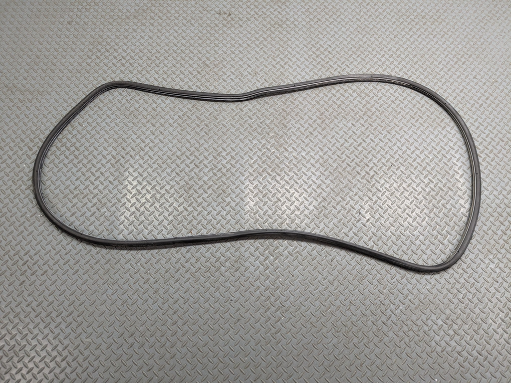 04-10 VOLKSWAGEN TOUAREG OEM DOOR SEAL WEATHER STRIPPING RUBBER FRONT RIGHT SIDE