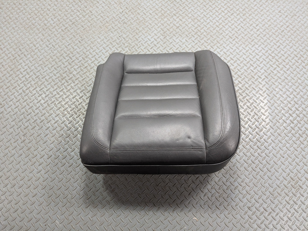 04 - 10 VOLKSWAGEN TOUAREG OEM LOWER SEAT CUSHION LEATHER REAR LEFT DRIVER SIDE