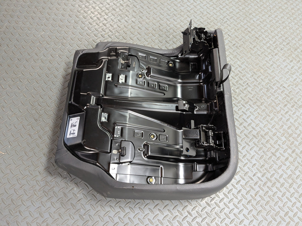 04 - 10 VOLKSWAGEN TOUAREG OEM LOWER SEAT CUSHION LEATHER REAR LEFT DRIVER SIDE