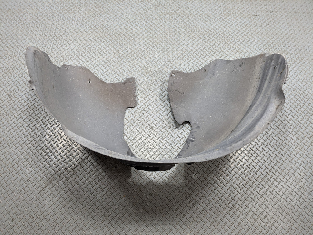04 - 10 VOLKSWAGEN TOUAREG OEM FENDER LINER SLASH SHIELD FRONT RIGHT PASSENGER