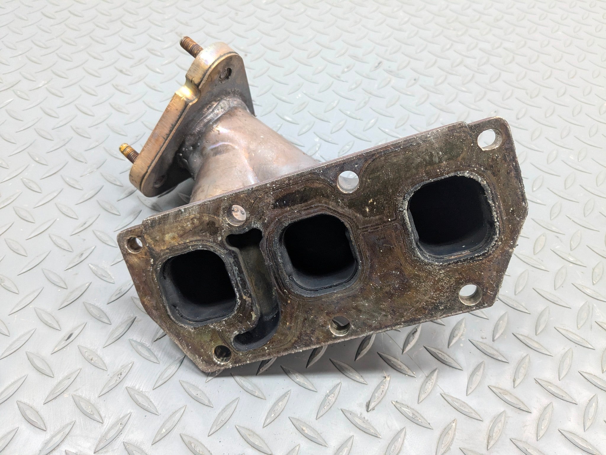 04 - 10 VOLKSWAGEN TOUAREG OEM 3.2L FRONT SIDE EXHAUST MANIFOLD HEADER FITS