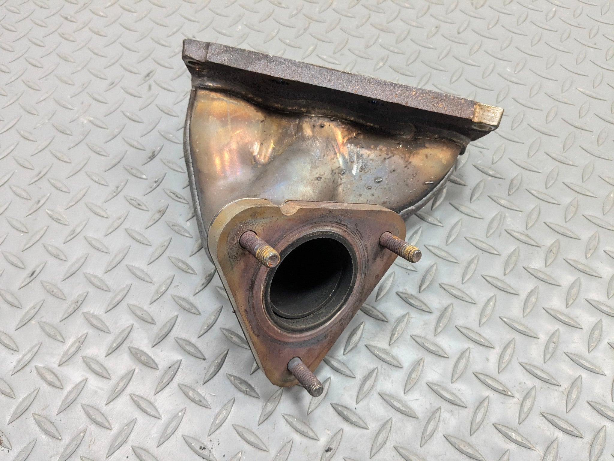 04 - 10 VOLKSWAGEN TOUAREG OEM 3.2L REAR SIDE EXHAUST MANIFOLD HEADER FITS