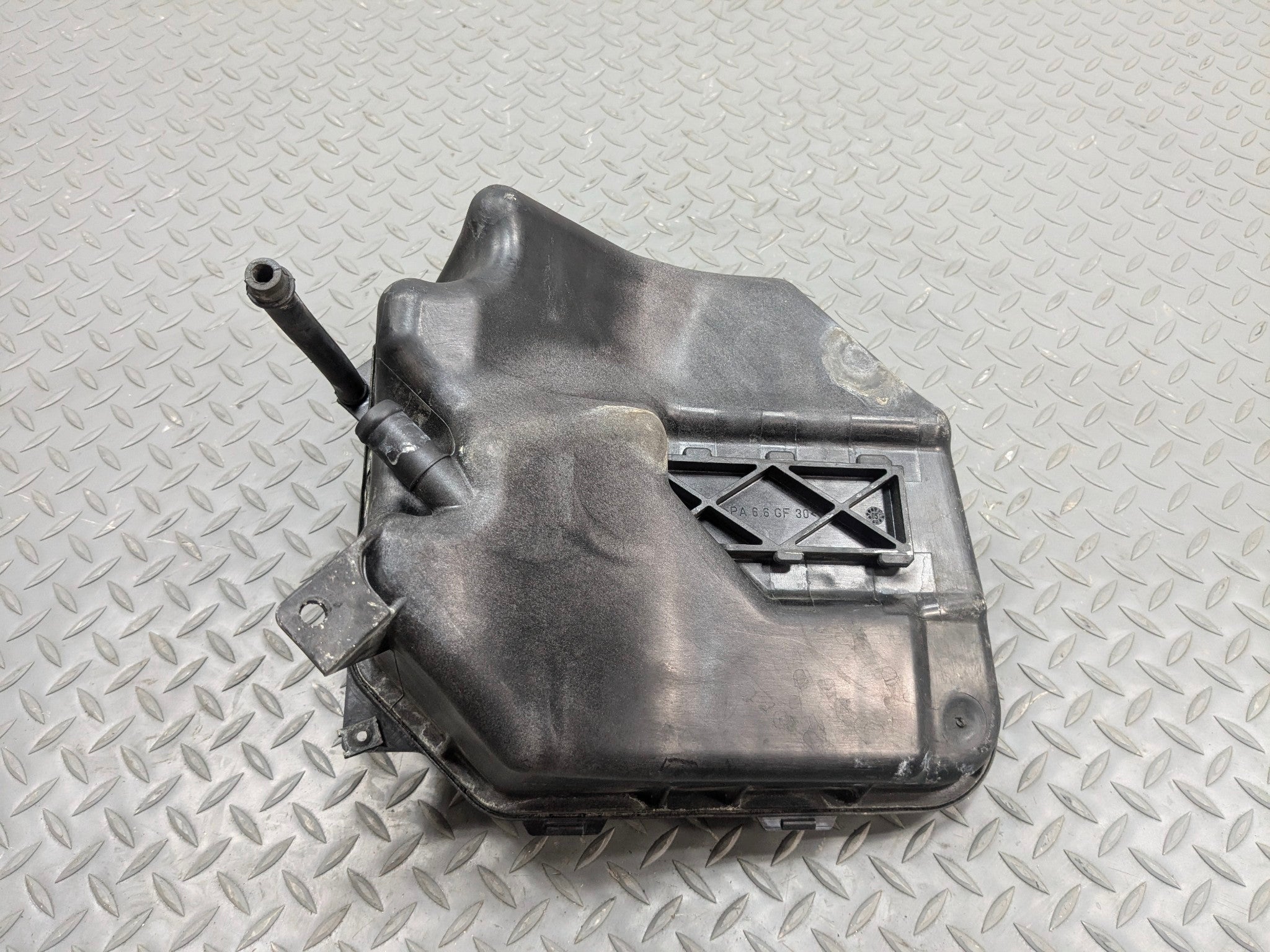 04 - 10 VOLKSWAGEN TOUAREG OEM COOLANT RECOVERY BOTTLE EXPANSION RESERVOIR TANK